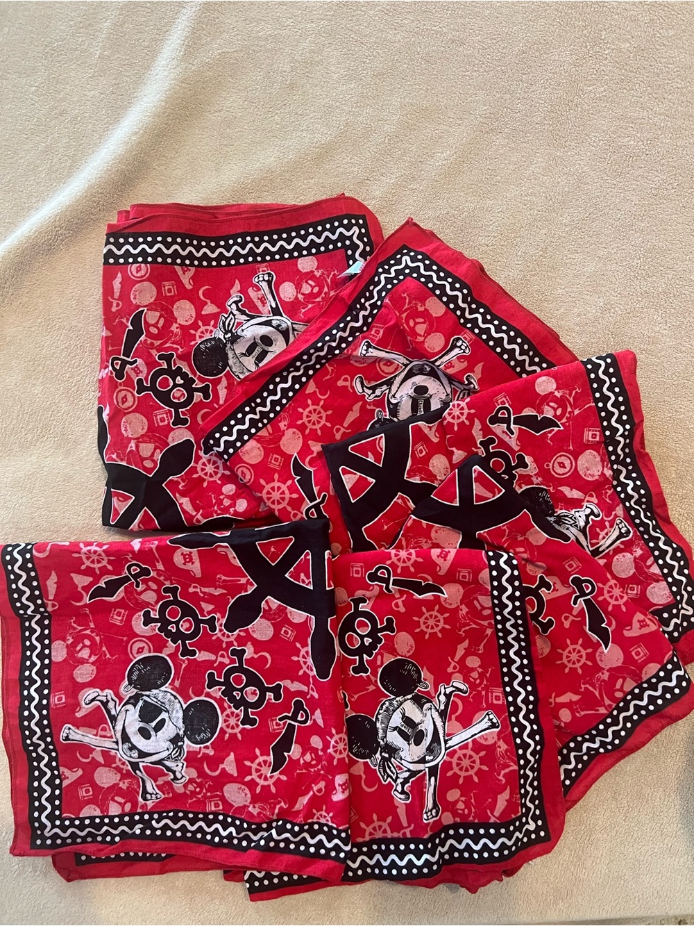 6 Disney Red Mickey Pirate Bandana Set